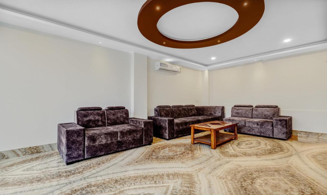 Treebo Hotel Mobi Vip Airport 구와하티 외부 사진