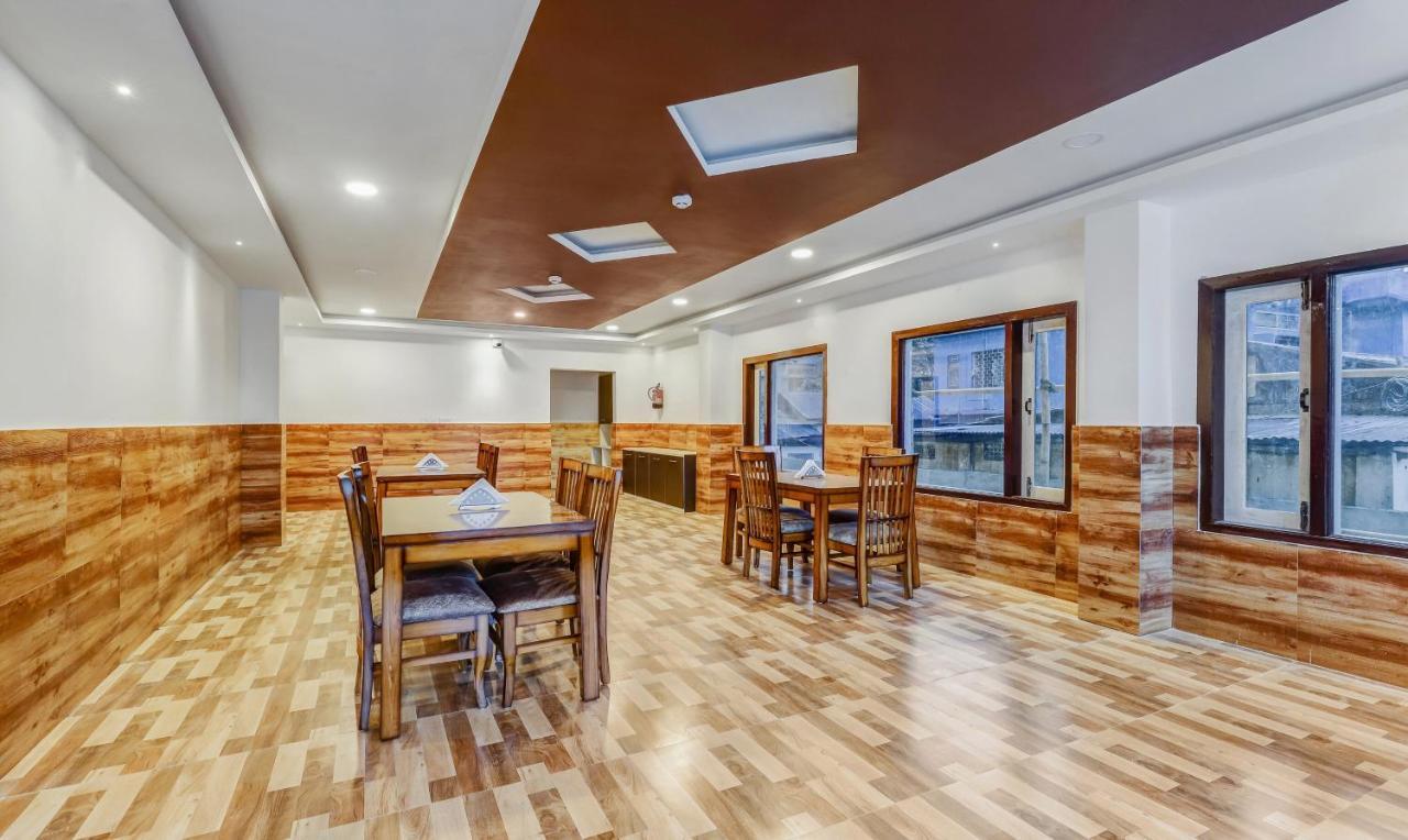 Treebo Hotel Mobi Vip Airport 구와하티 외부 사진